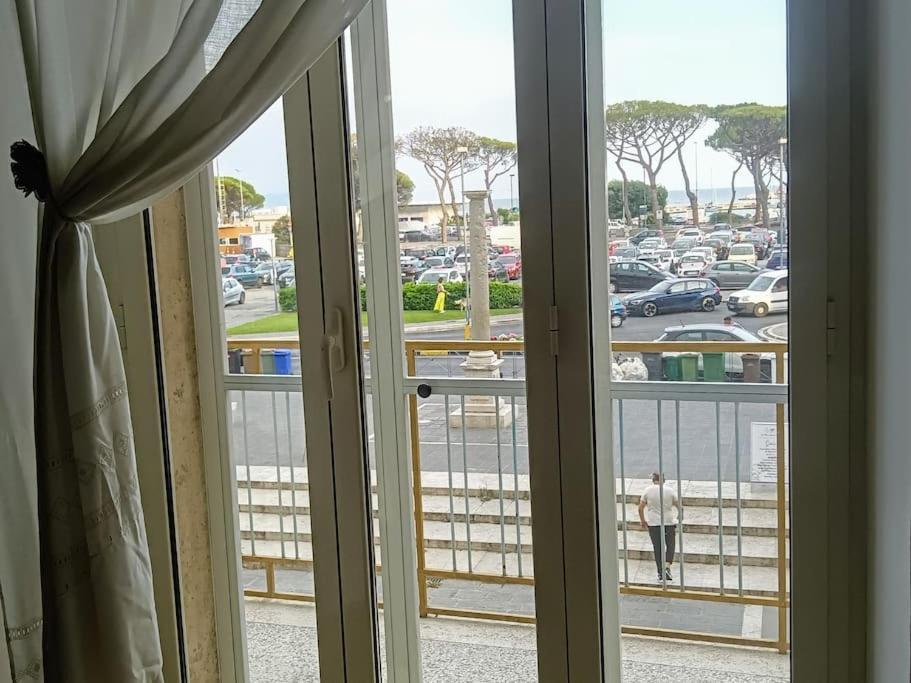 Ferienwohnung Fountains' Square Formia Exterior foto